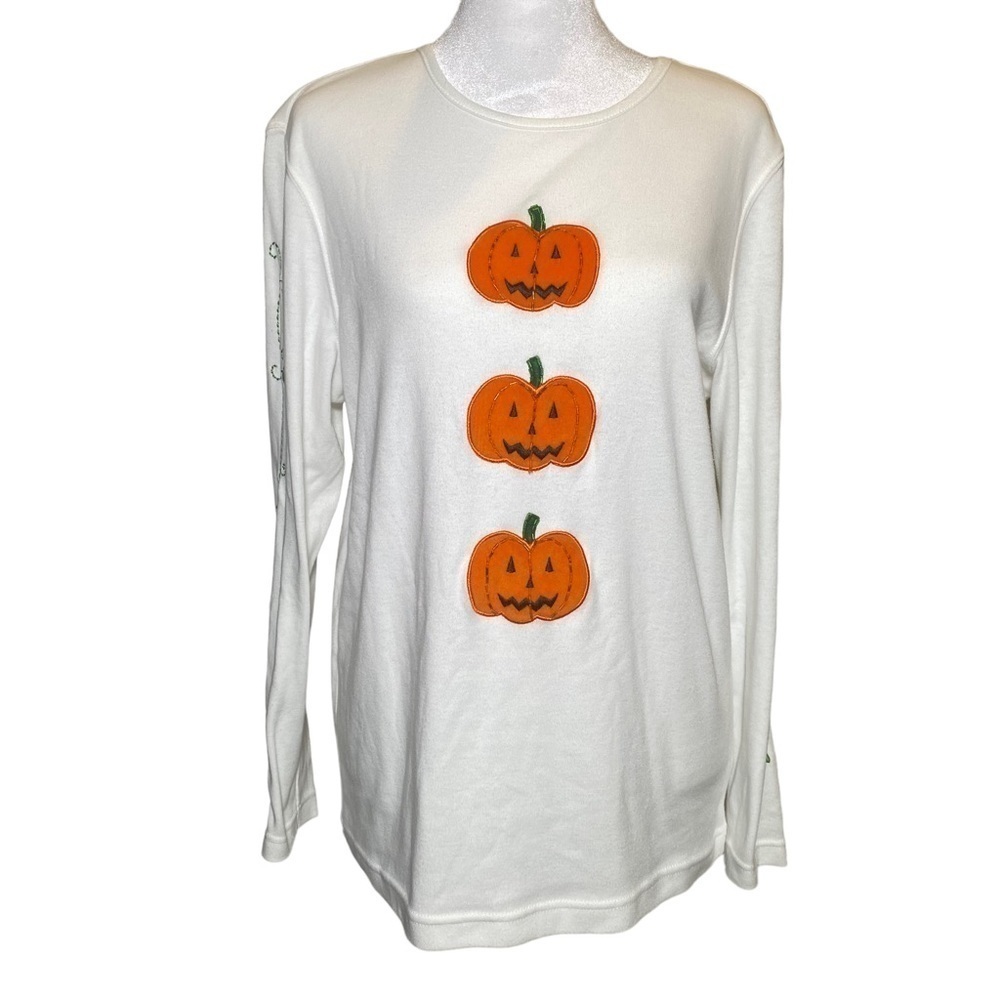 Studio Treat women's size medium Vintage Halloween Fall Autumn pumpkin t-shirt - Picture 1 of 8